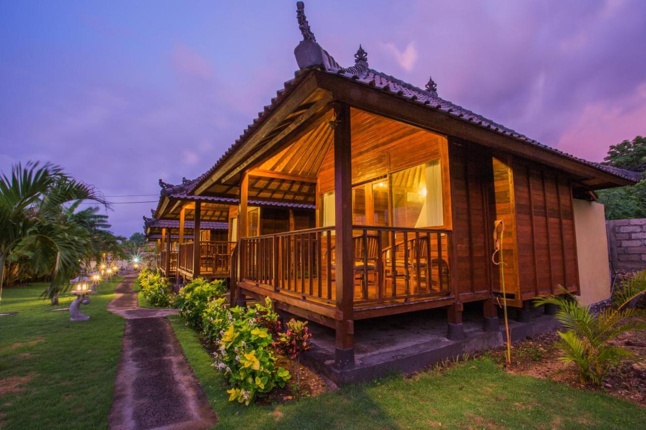 Готель Samanta Huts Нуса-Лембонган Екстер'єр фото